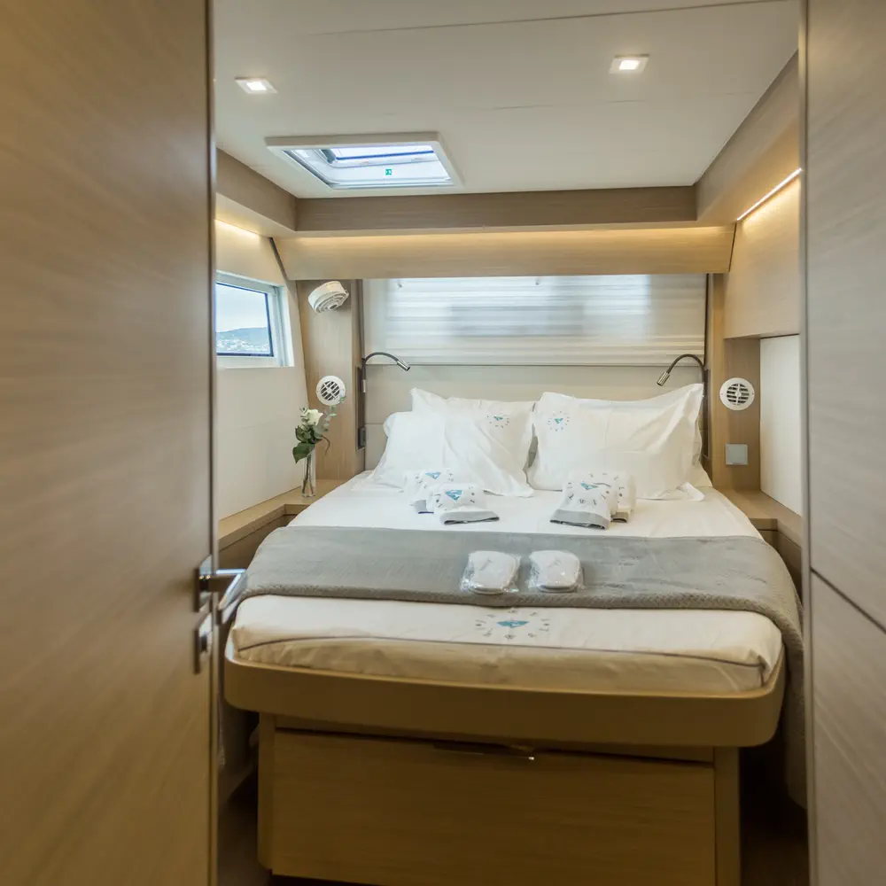JEWEL (Charter rate includes VAT, Skipper Fee, Generator, Air-condition, Watermaker, Icemaker, Dishwasher, 2 SUP, Tubes, Kids Water-ski, Sea scooter, Electric BBQ) *Skippered only* 12