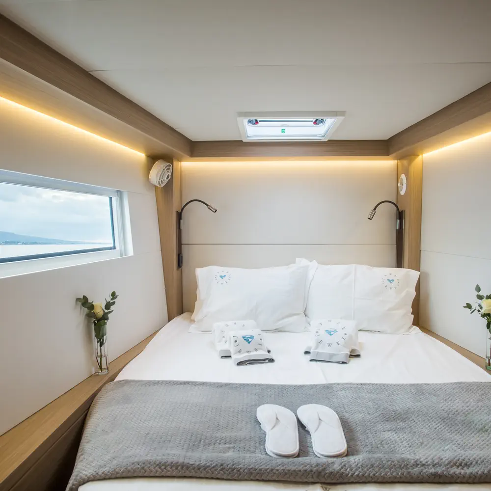 JEWEL (Charter rate includes VAT, Skipper Fee, Generator, Air-condition, Watermaker, Icemaker, Dishwasher, 2 SUP, Tubes, Kids Water-ski, Sea scooter, Electric BBQ) *Skippered only* 28