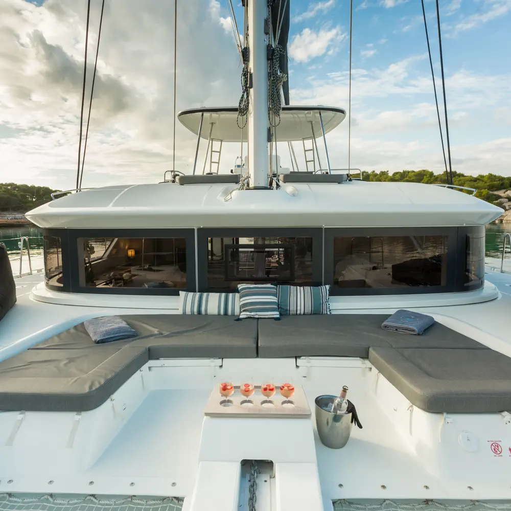 JEWEL (Charter rate includes VAT, Skipper Fee, Generator, Air-condition, Watermaker, Icemaker, Dishwasher, 2 SUP, Tubes, Kids Water-ski, Sea scooter, Electric BBQ) *Skippered only* 50