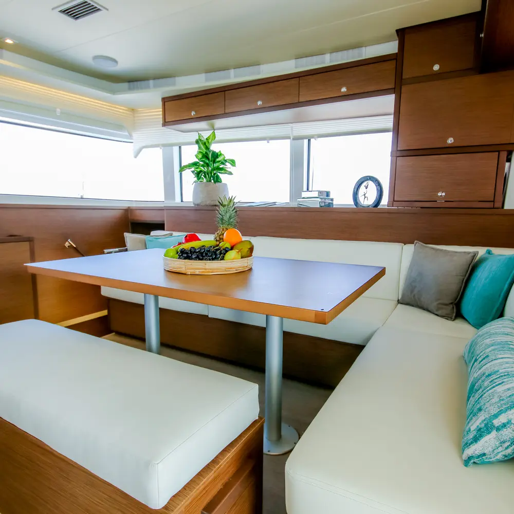 ELVIRA 52 1