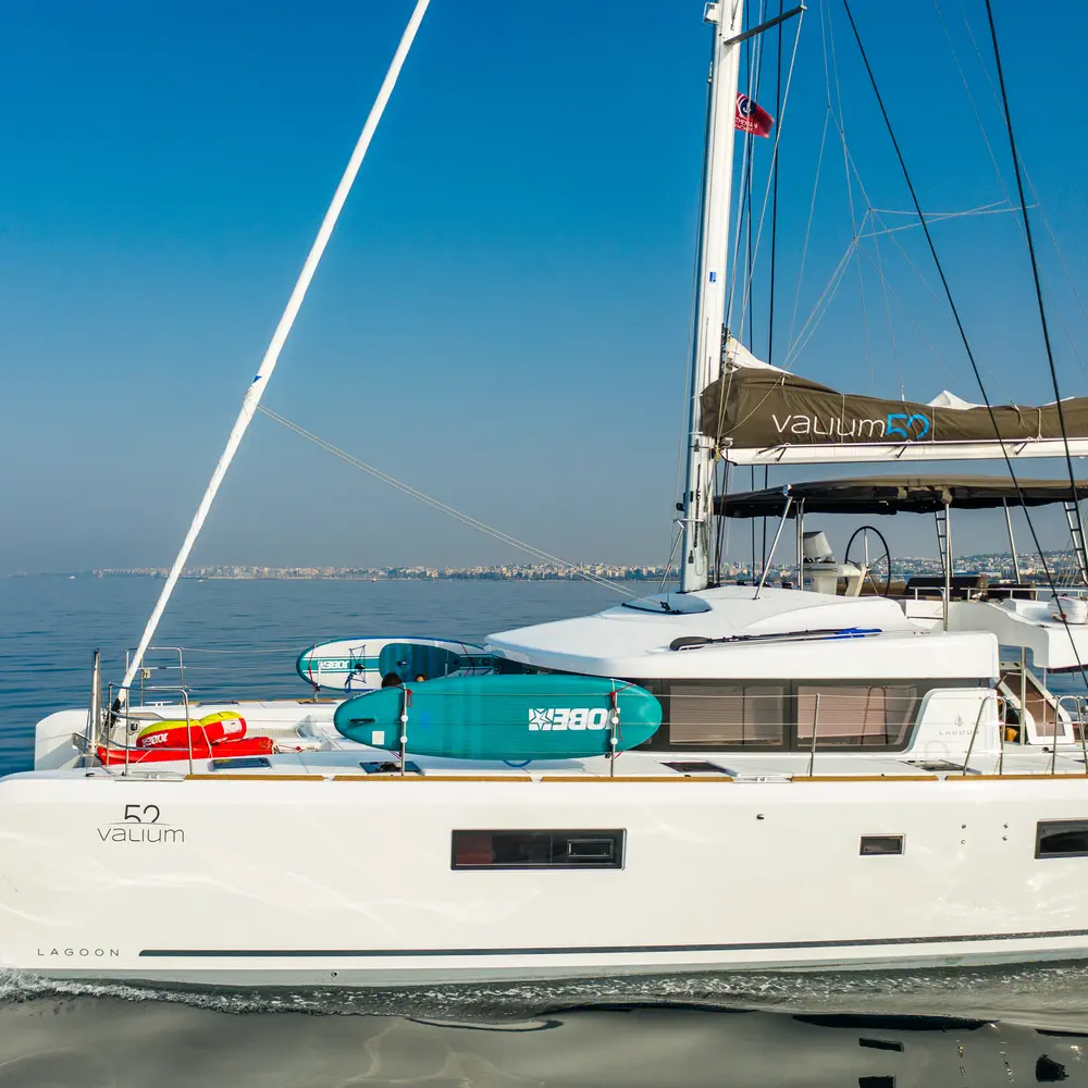 ELVIRA 52 13