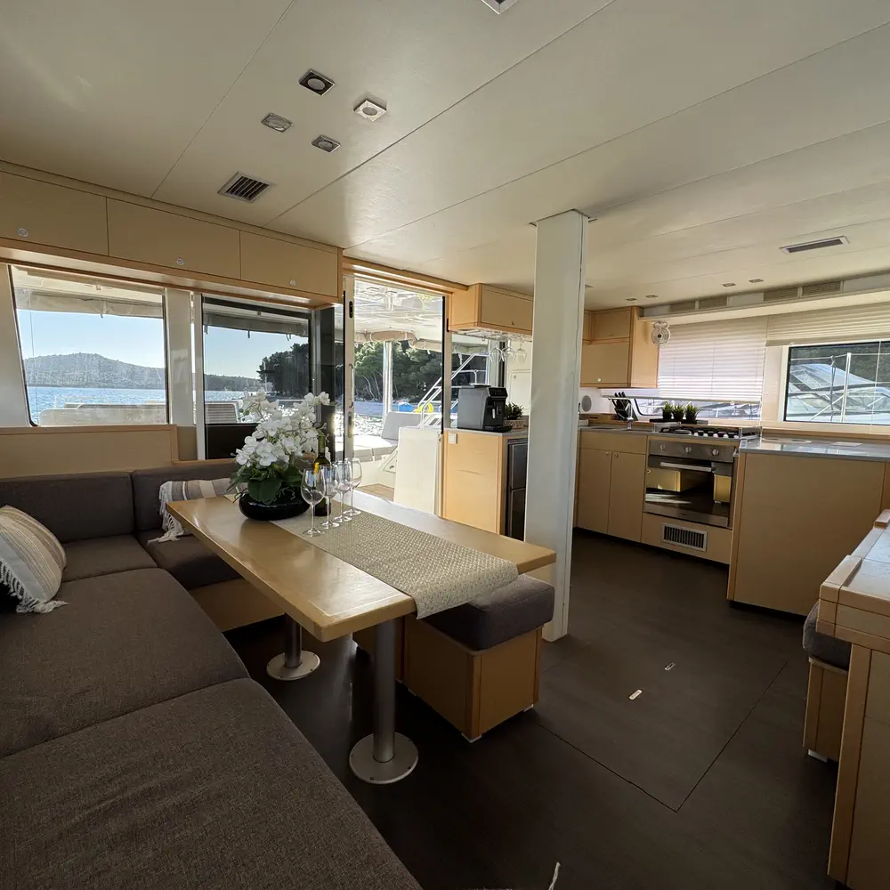 Manta Ray 25