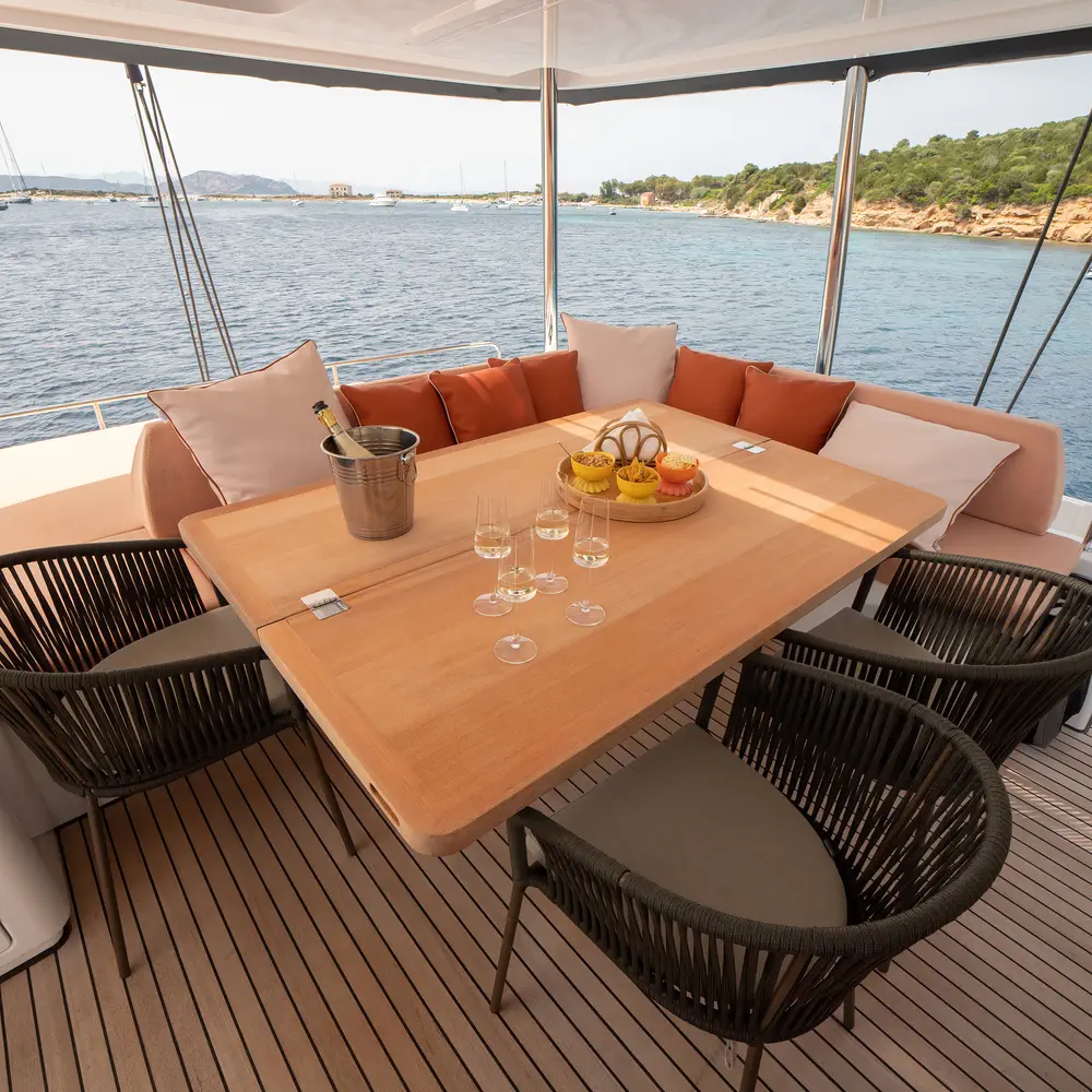 SAILUXE - Strafico 37