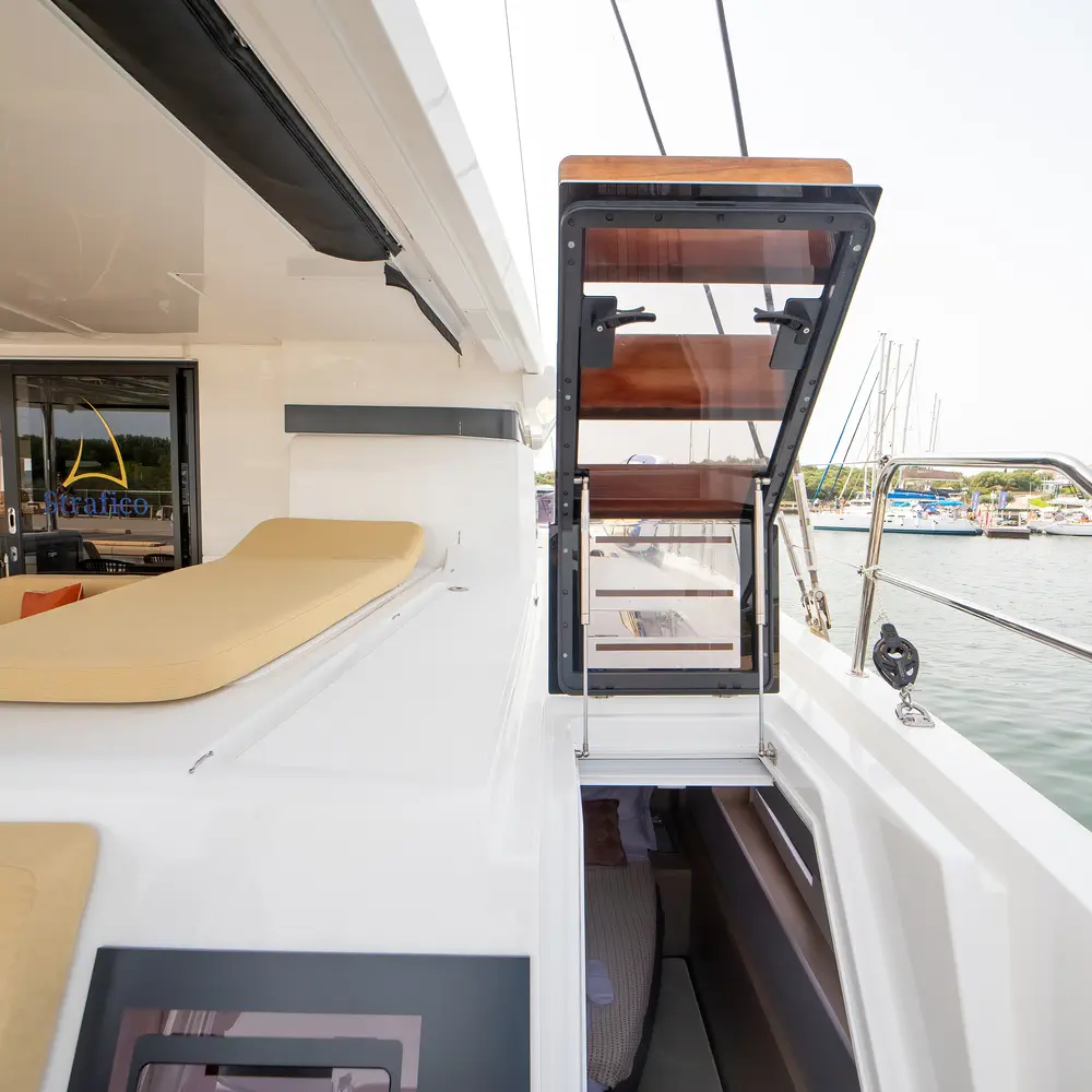 SAILUXE - Strafico 52