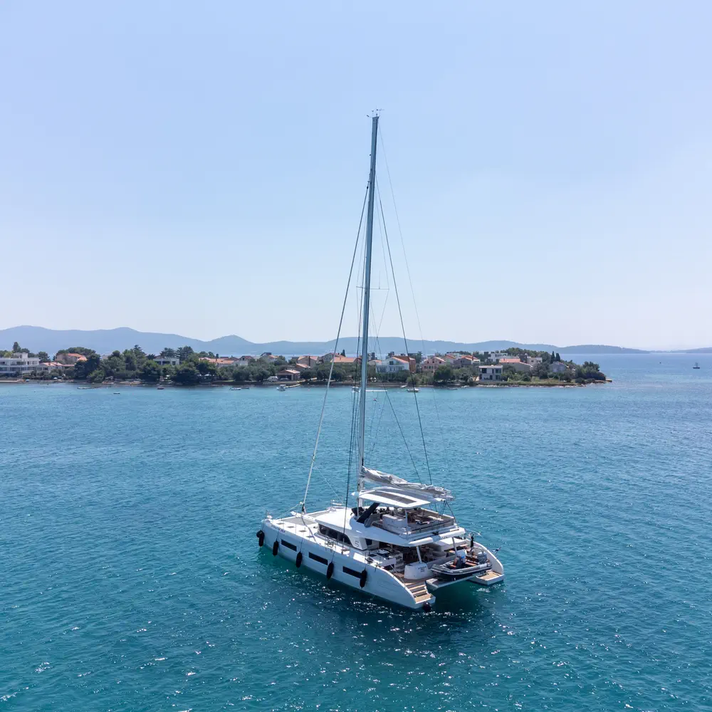 SEADUCTIVE ORCA 42