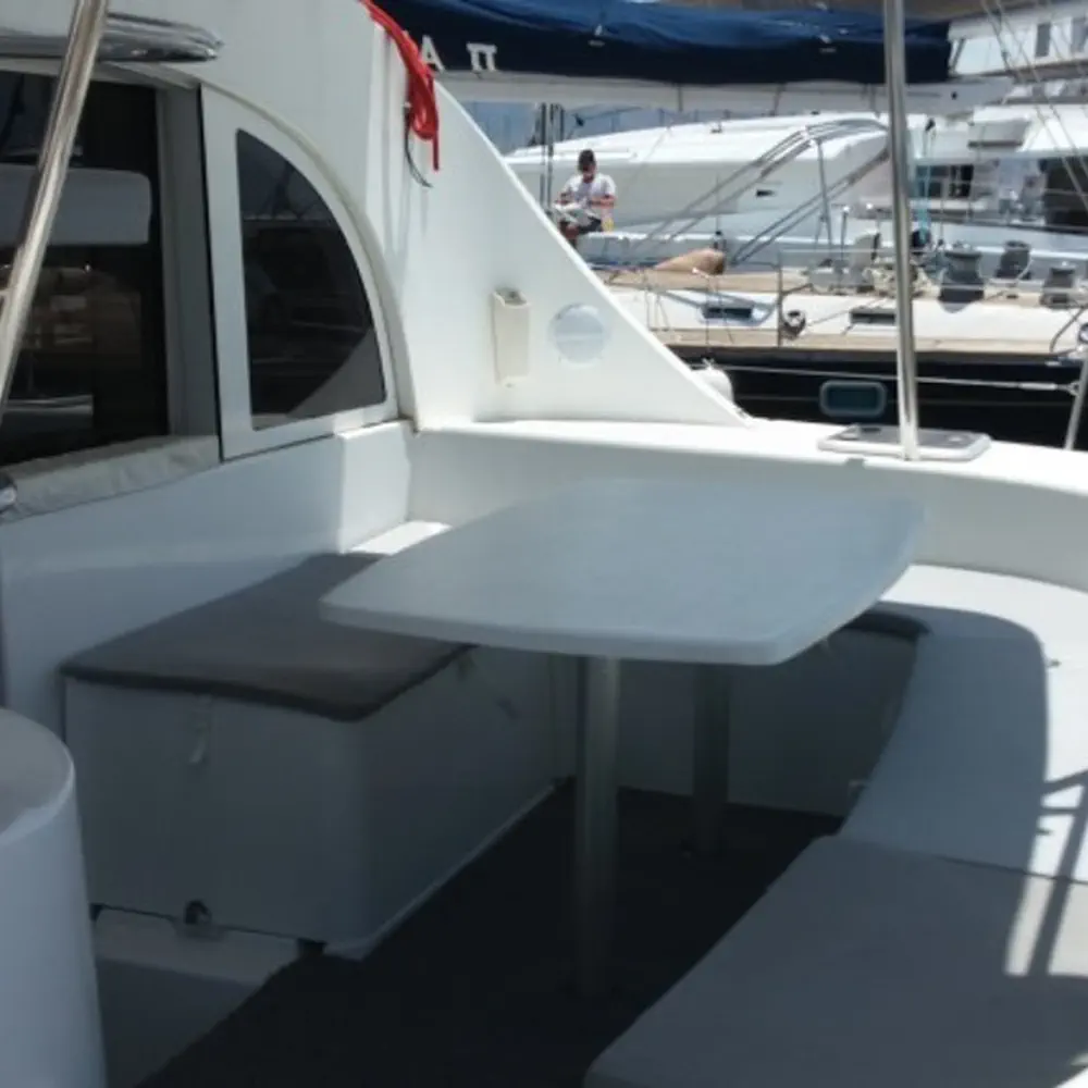 Oh Darling | NEW engines, electric winch, solar panel 18