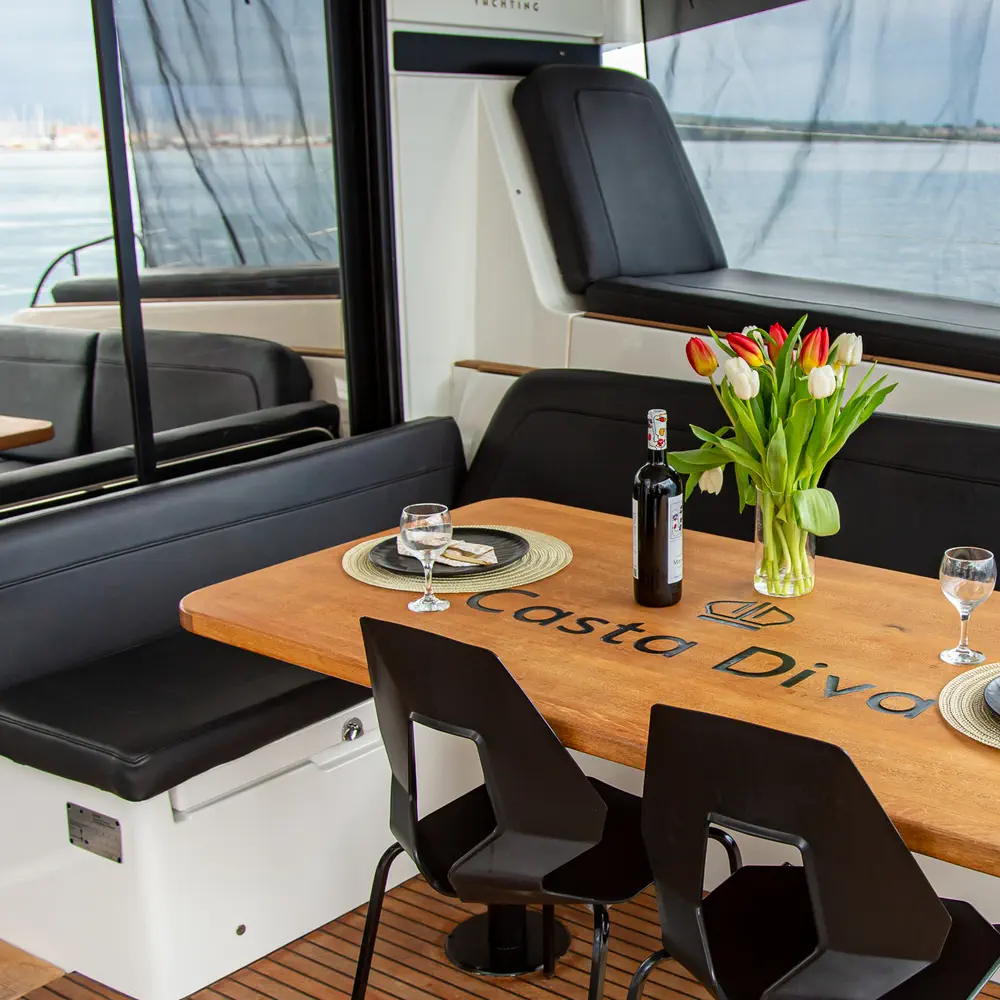 Casta Diva VIP-equipped 50