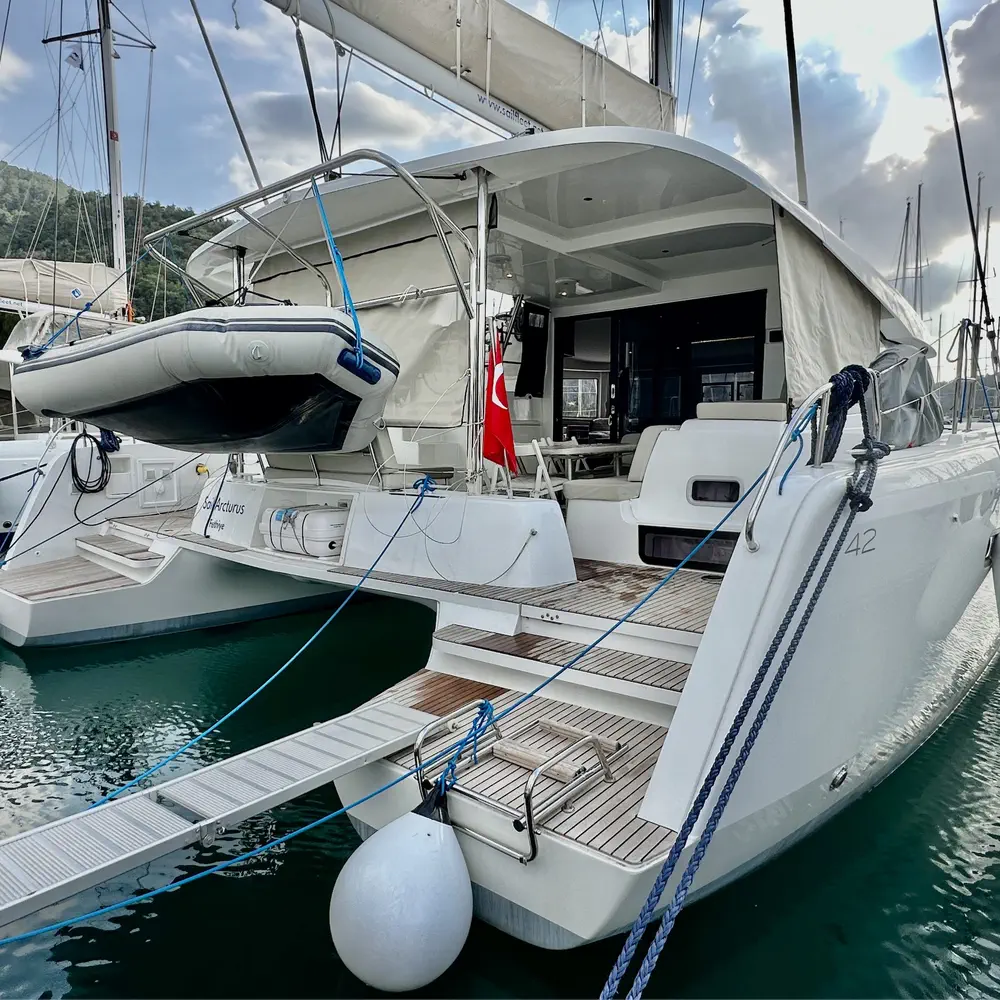 Sail Arcturus 22