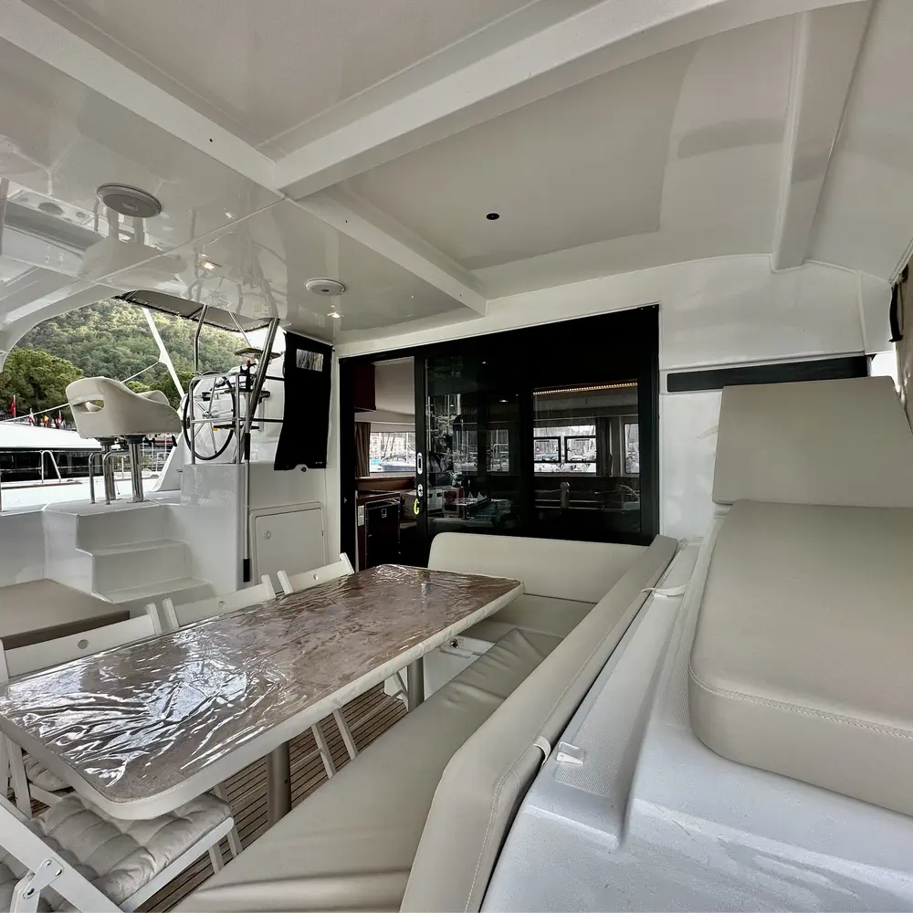 Sail Arcturus 24