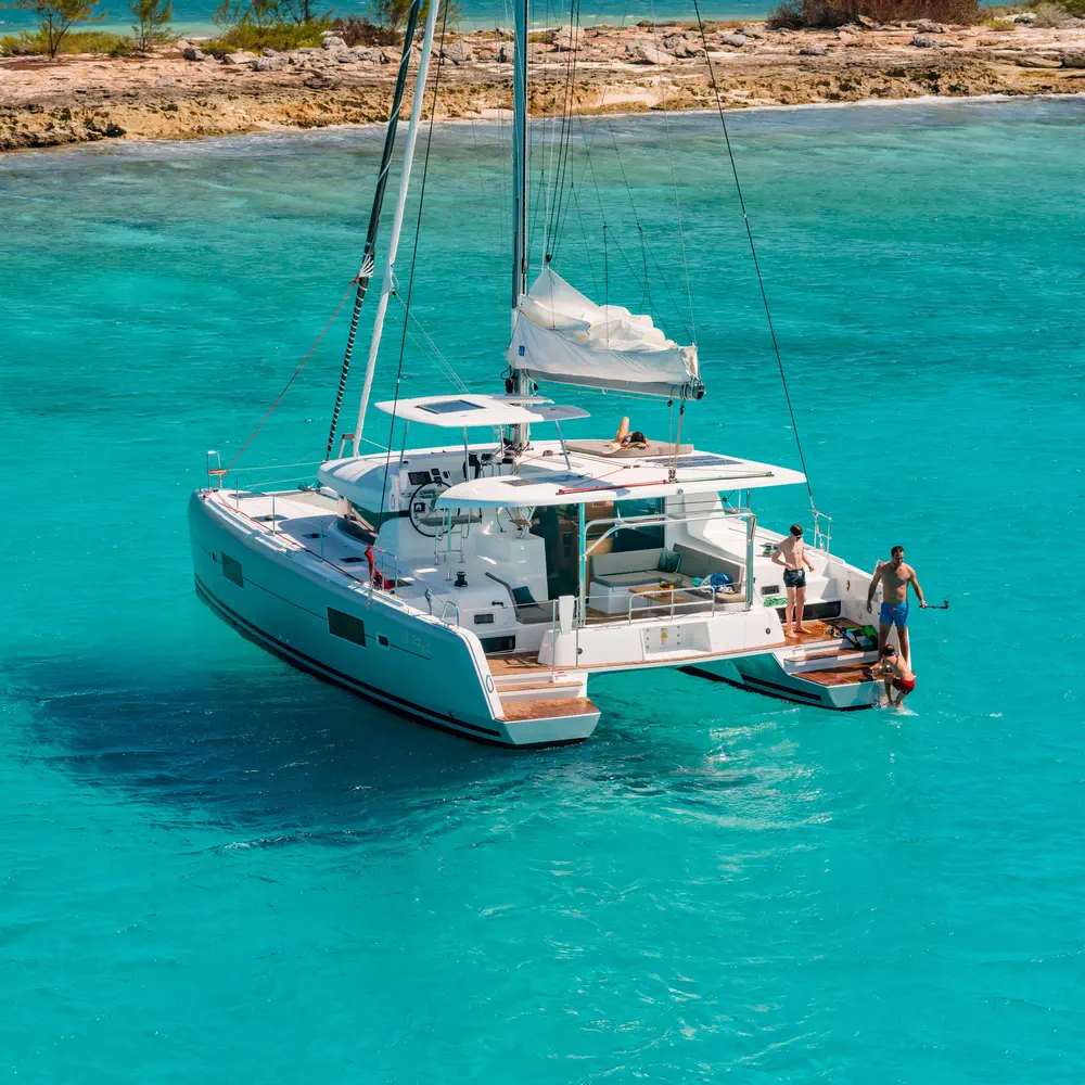 Main image of catamaran, Lagoon 42 Kami