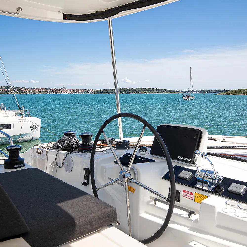 Manta Maris 24