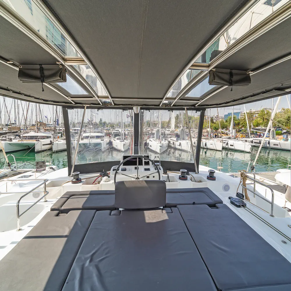 Reina (ONLY SKIPPERED) 1