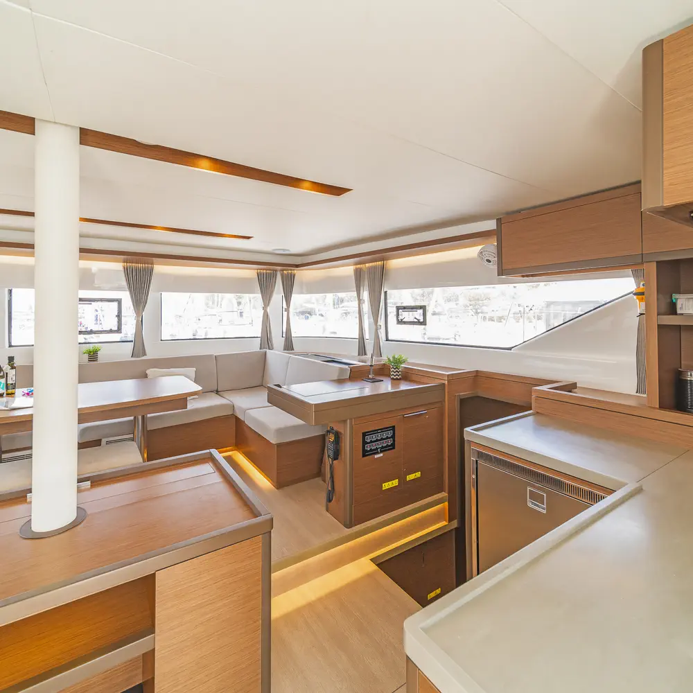 Reina (ONLY SKIPPERED) 16
