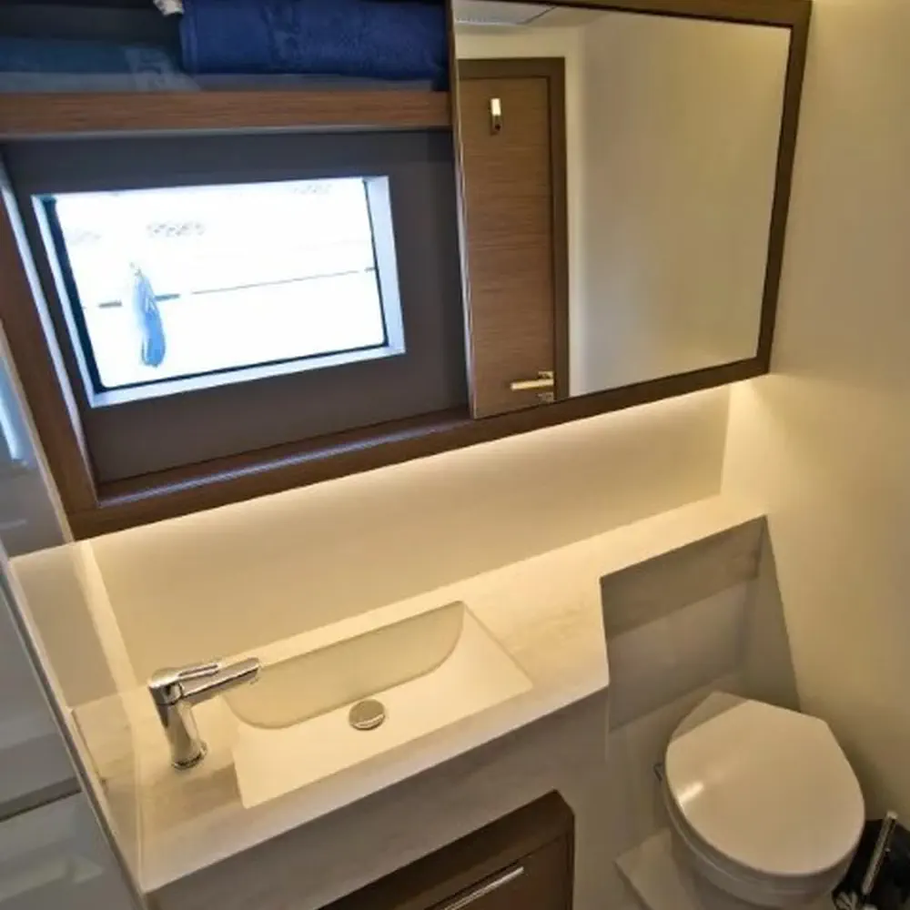INVICTUS II 8