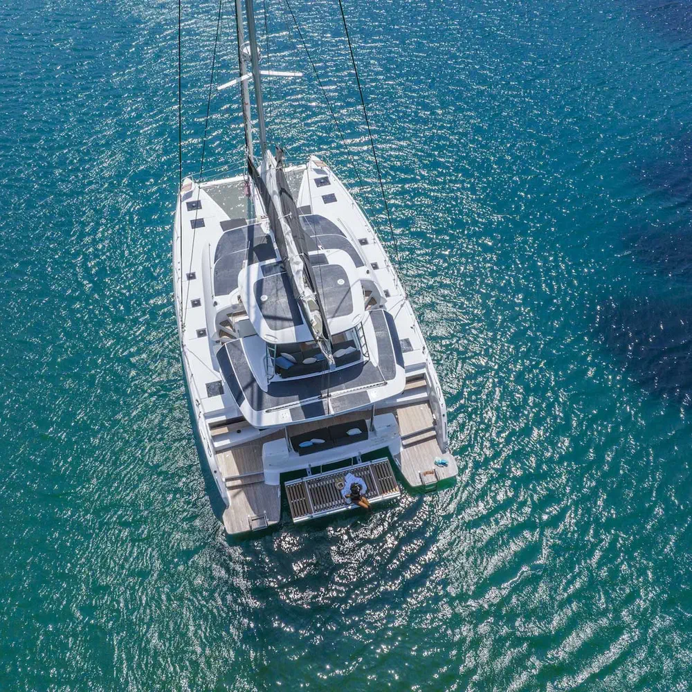 Athena Blu 10