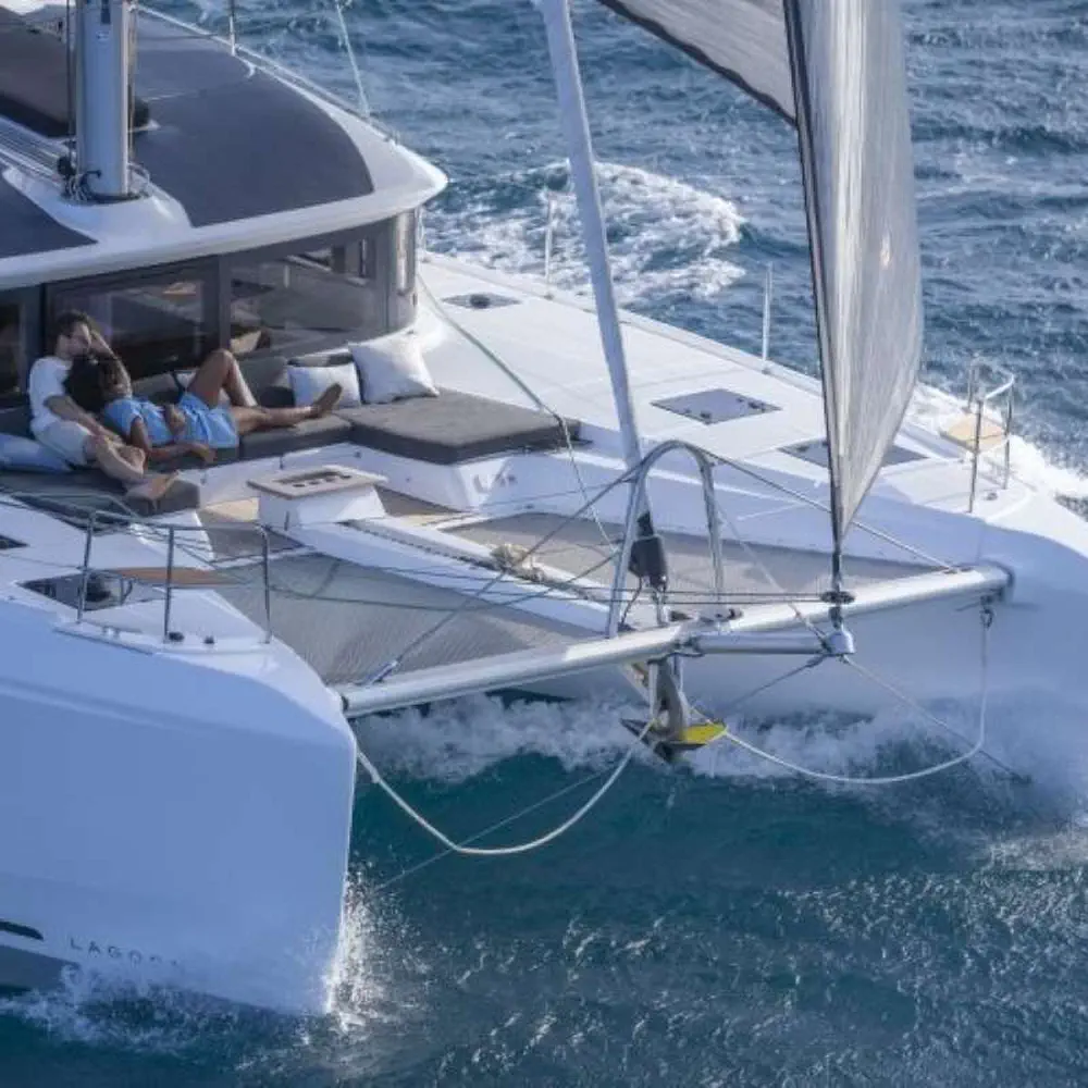 ARANEL (VIP EQUIPPED, Generator, Air-condition, Watermaker, tenderlift / bating platform, 2 SUP) 2