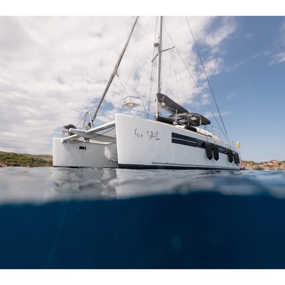 Main image of catamaran, Lagoon 560 S2 For Sail