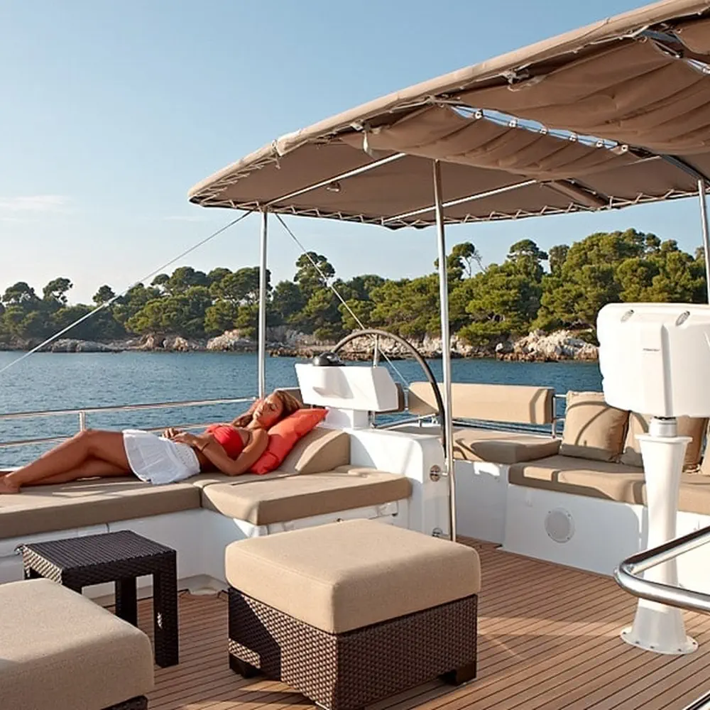 LADY RACHEL 28