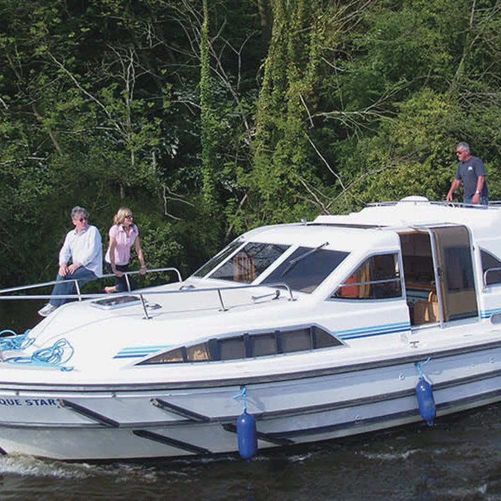 Main image of motor boat, Classique Star Classique Star - Budget 6