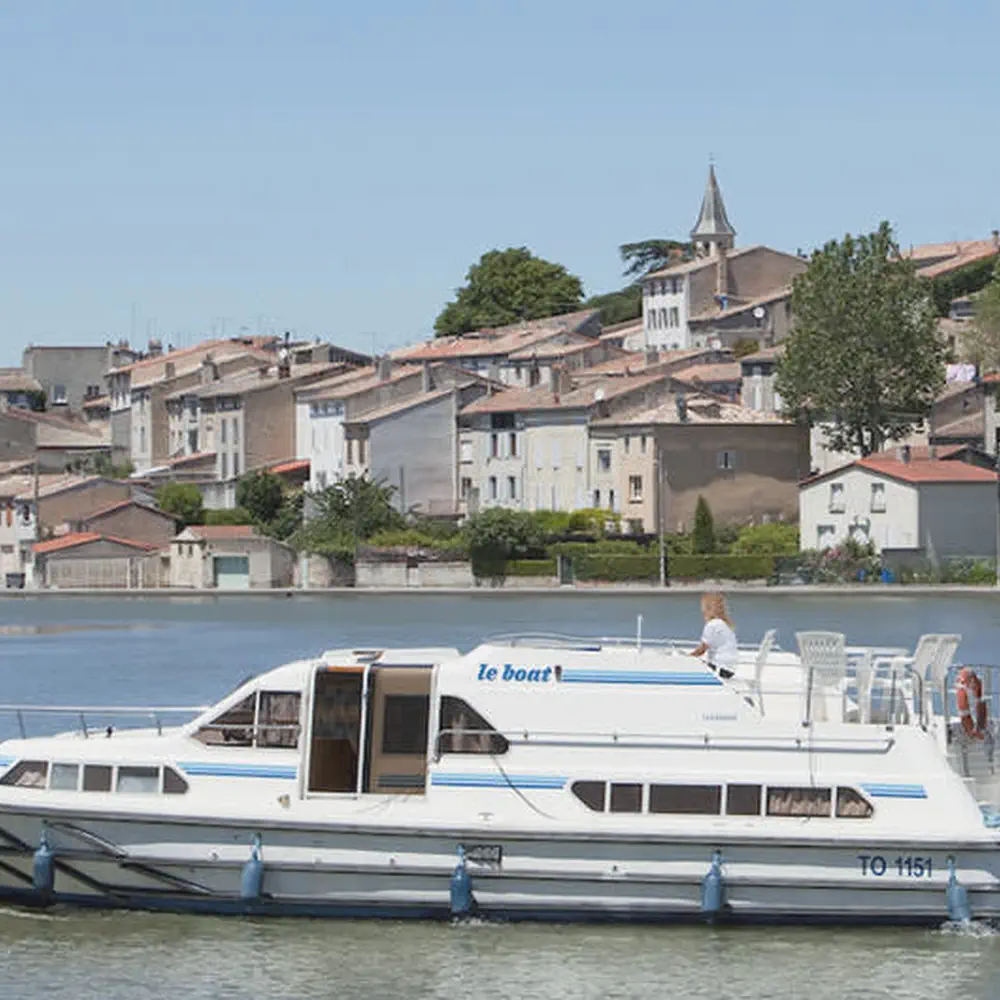 Main image of motor boat, Royal Classique Royal Classique - Comfort 14