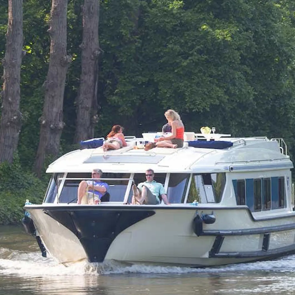 Main image of motor boat, Vision 3 Vision3 - Comfort Plus 3