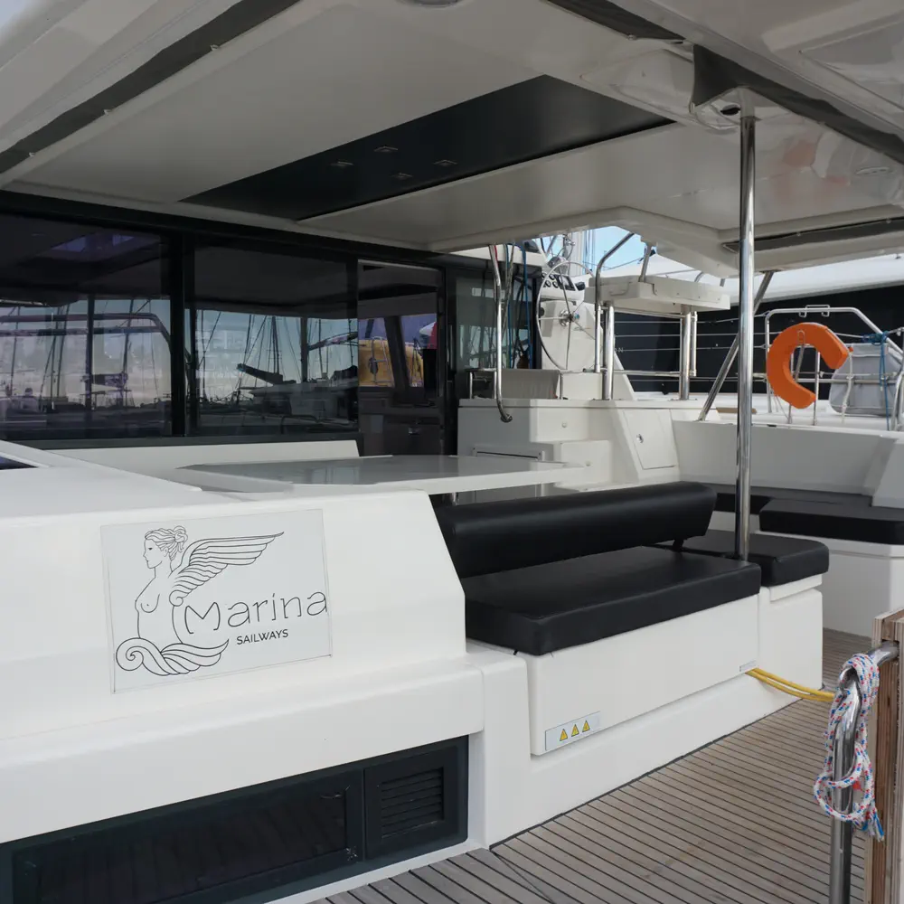 Marina 27