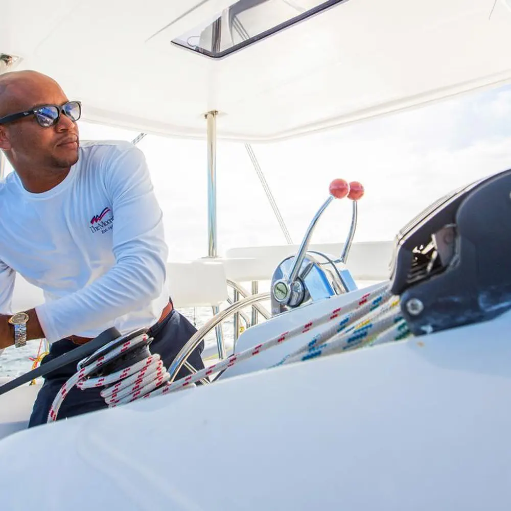 Moorings 4000/3 Club 1