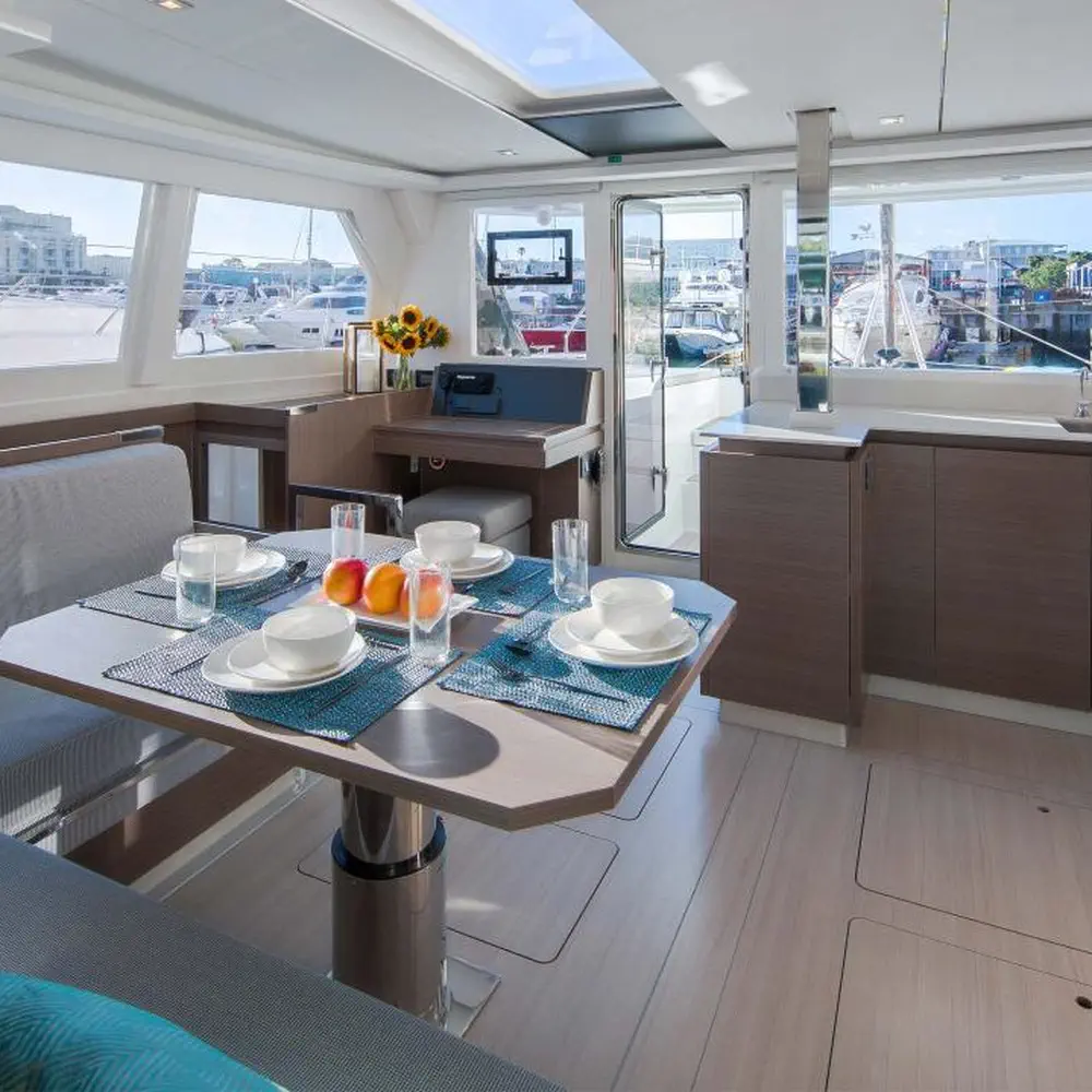 Moorings 4200/4 Exclusive Plus 6