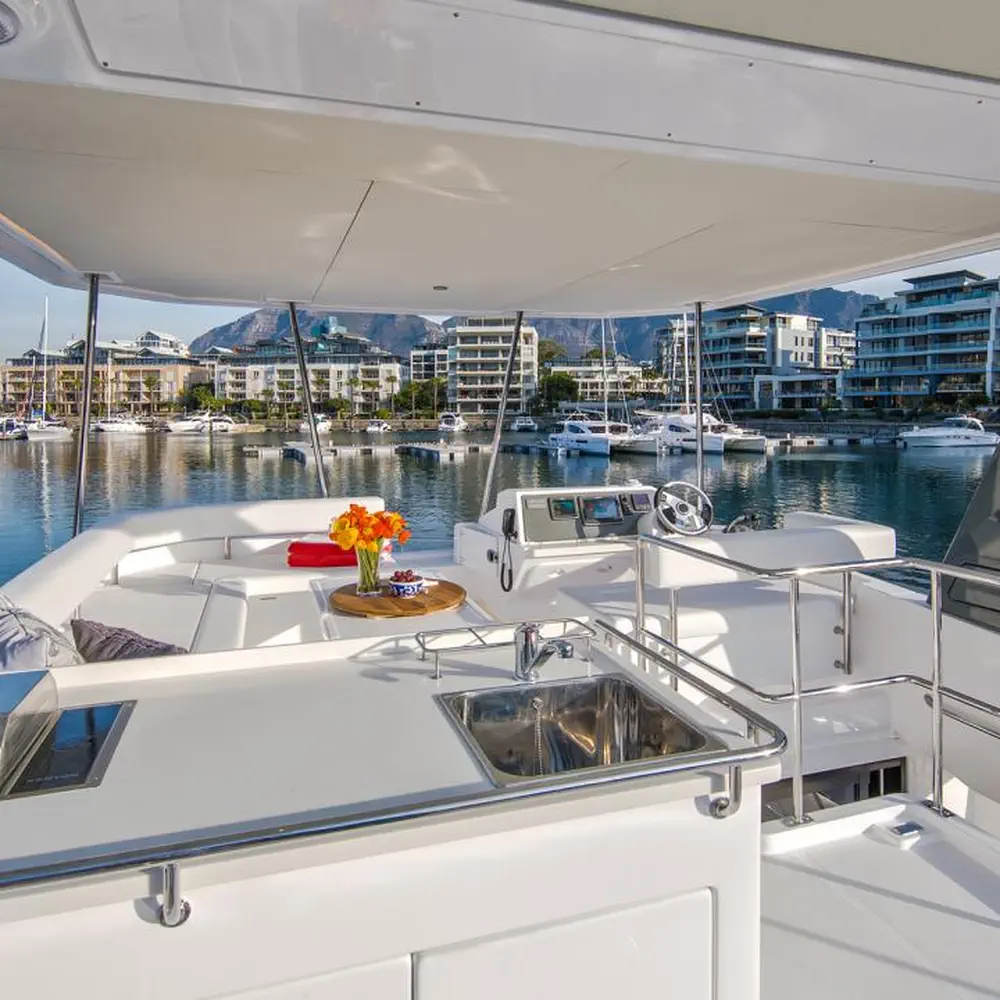 Moorings 433 PC Club 8