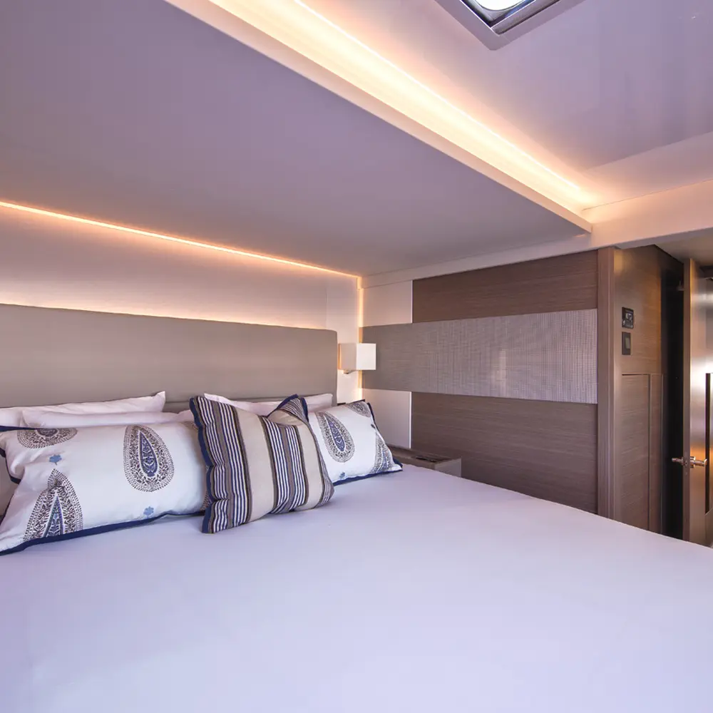 Moorings 534 PC Crewed 10