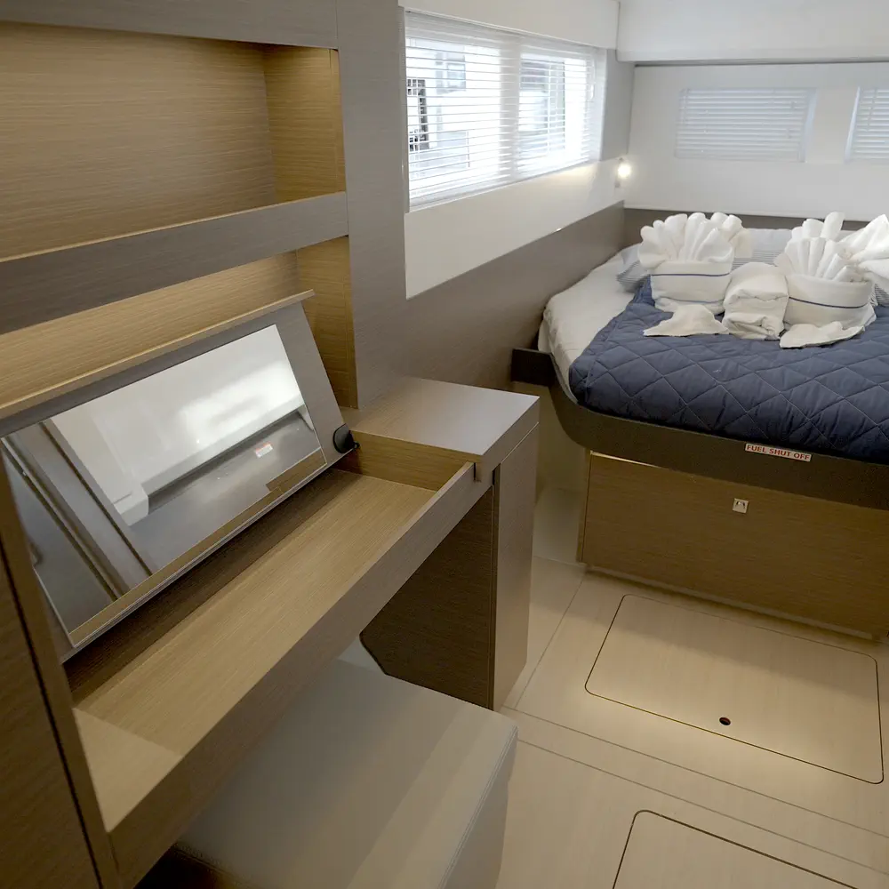 Moorings 403 PC Exclusive 9