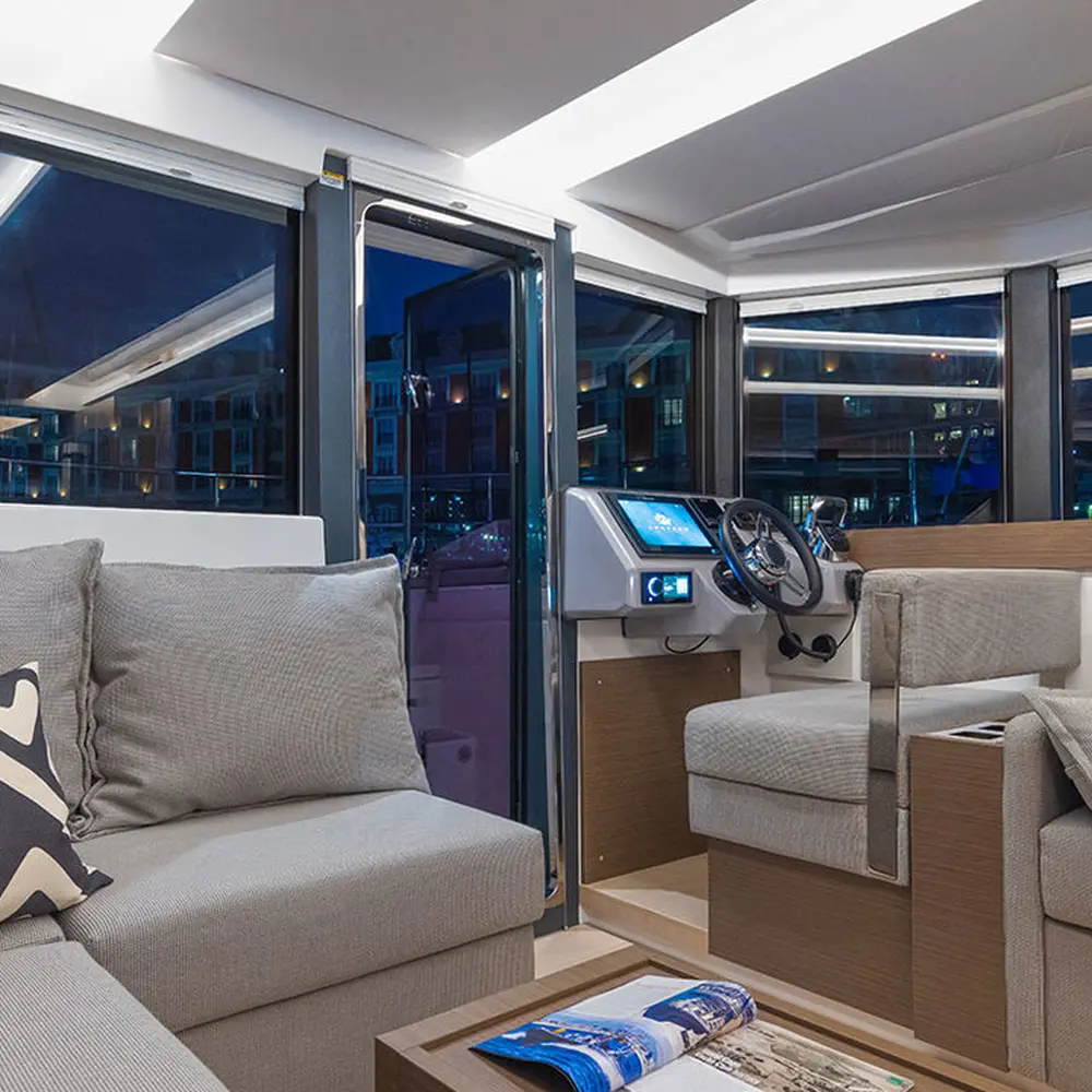 Moorings 403 PC Exclusive Plus 4