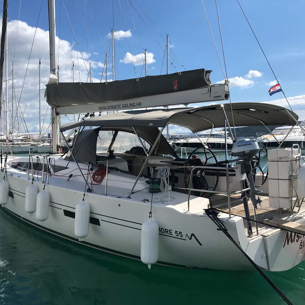 Main image of sail boat, More 55 MRS. ROBINSON
