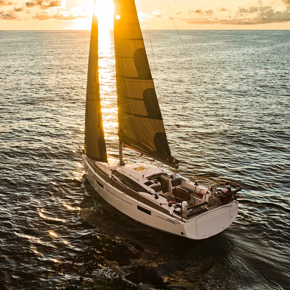 https://dsmkaagprkqin.cloudfront.net/images/northman-shipyard/maxus-35/sail-boat/4508938280000105389-1746536440971562976-angelmiles-1-1000x1000.webp