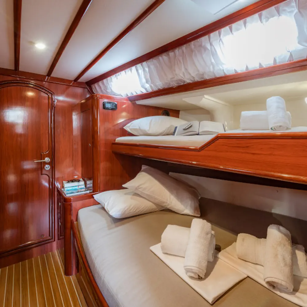 Christianna VIII 30