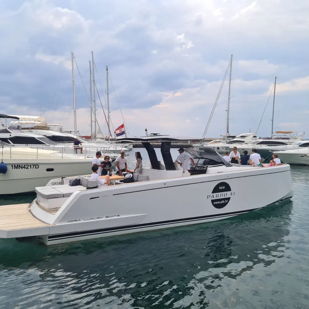 Pardo 43 7