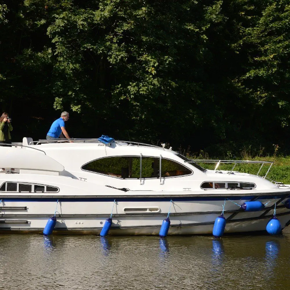 Main image of motor boat, Europa 500 E500-1