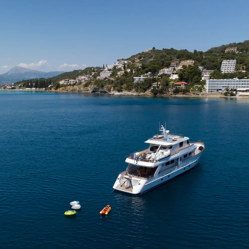 Elena 26