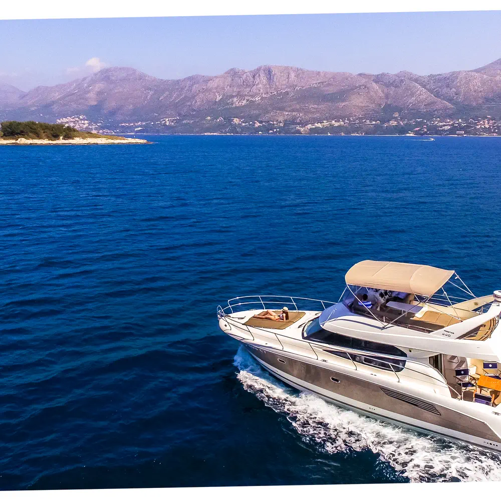 Amica 35