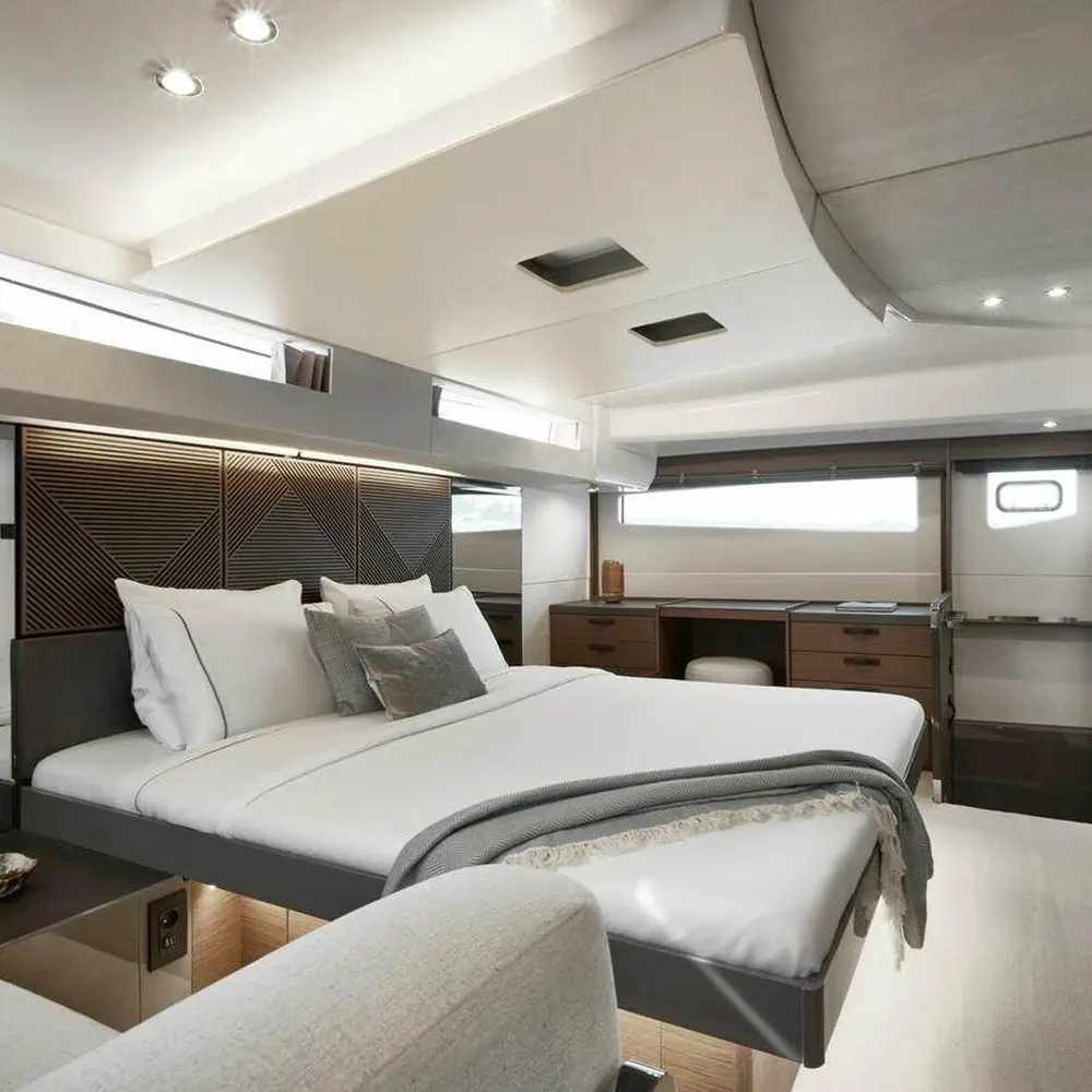 https://dsmkaagprkqin.cloudfront.net/images/prestige/prestige-m48/power-catamaran/4850858300000105041-1746534830755931403-diamond-si-1000x1000.webp