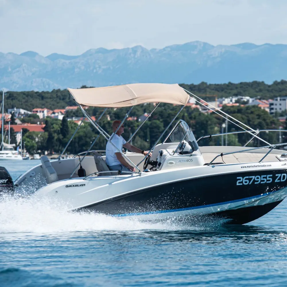 Quicksilver Activ 605 Sundeck 2
