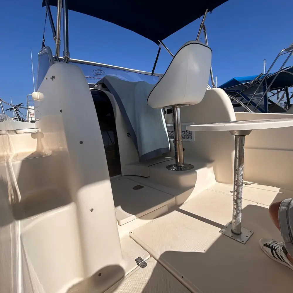 Poseidon Sundeck 755 1