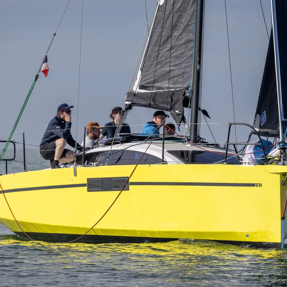 LUCKY SAILOR 18