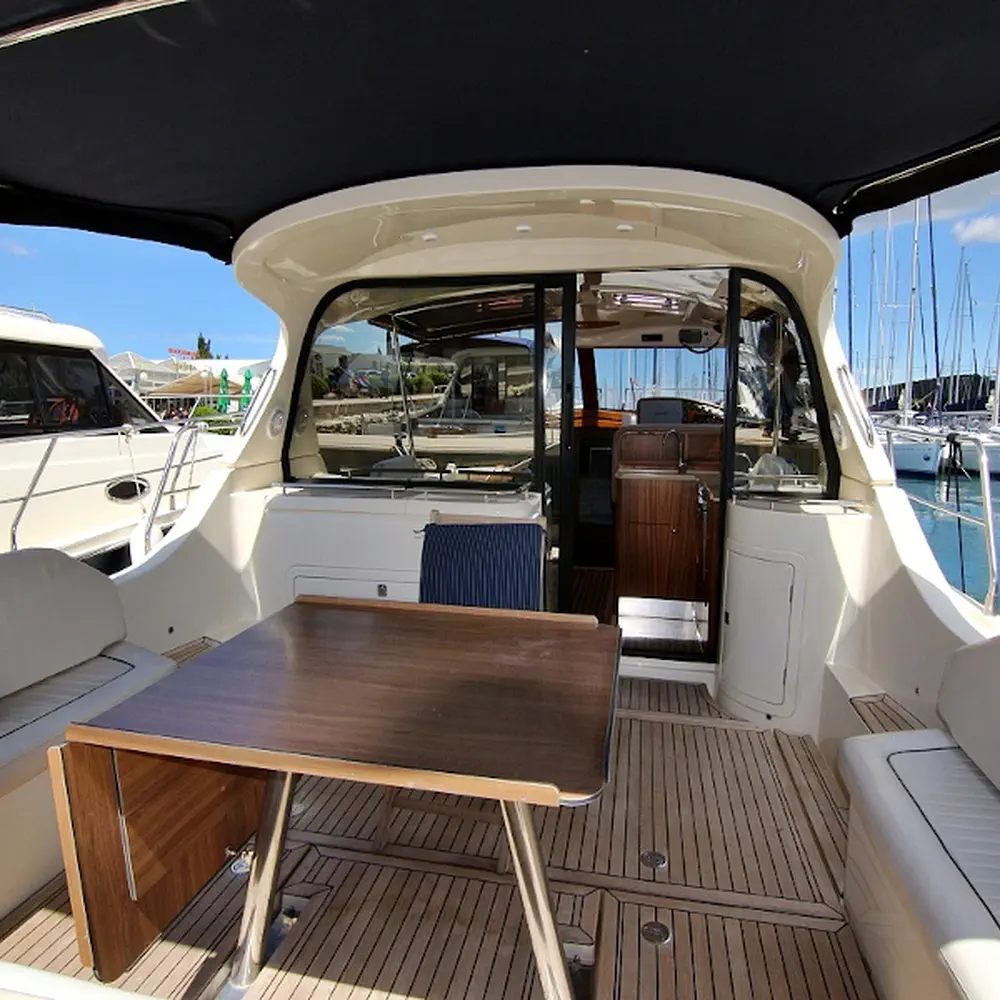ROBERTA 16