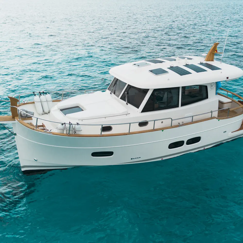 Main image of motor boat, Menorquin 34 HT Menorquin 34 HT