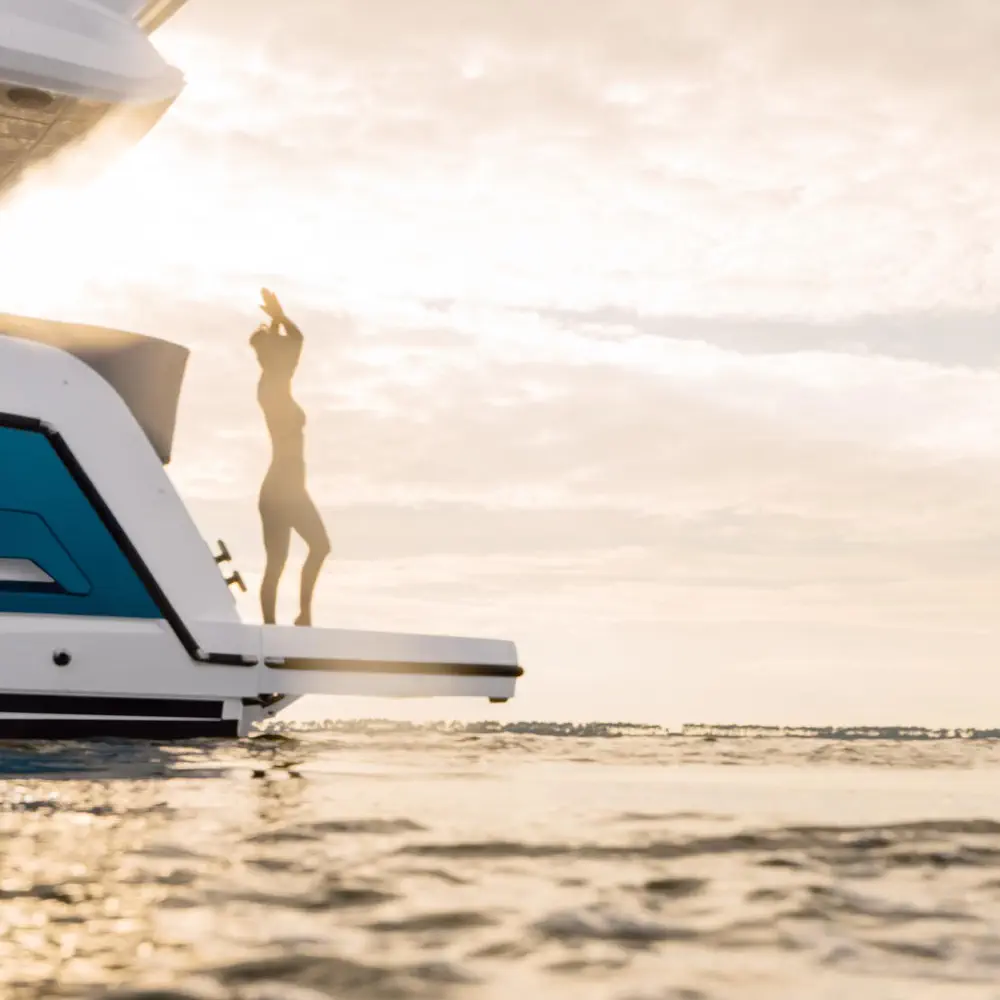 BLUE LAGOON 26