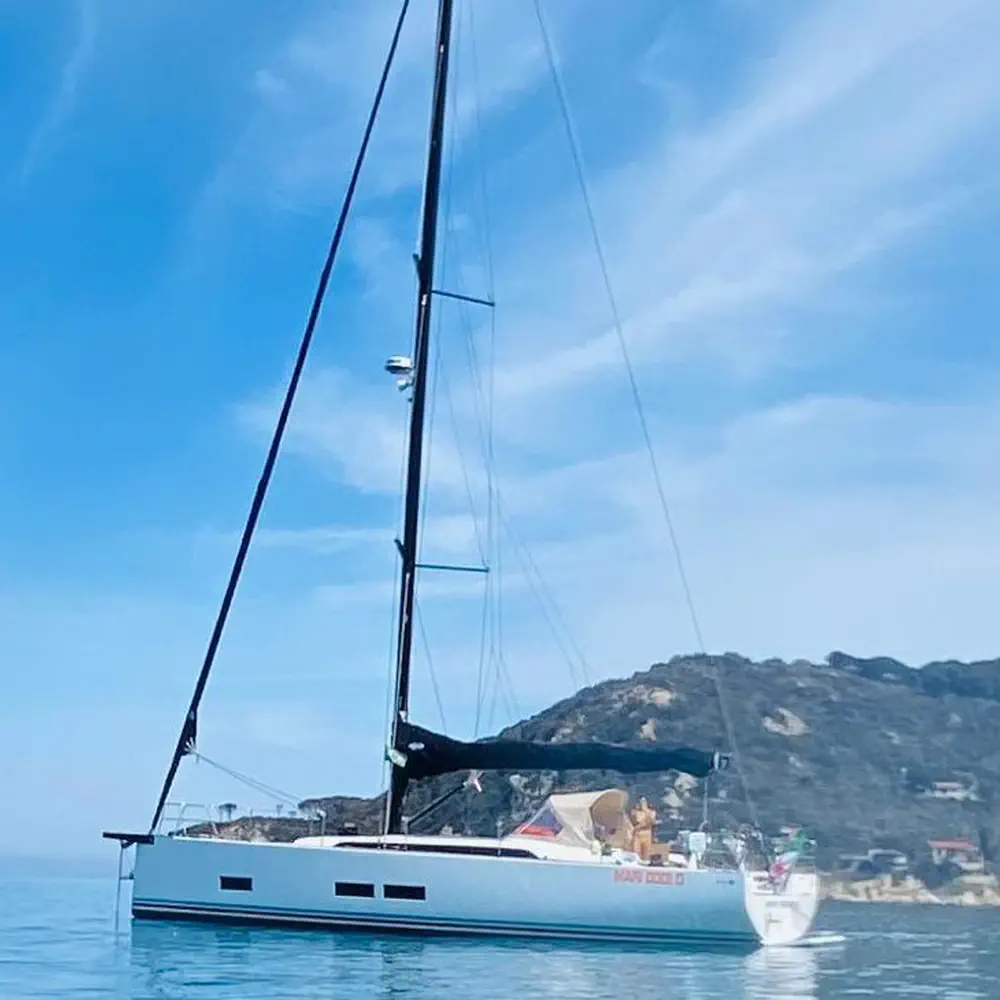 https://dsmkaagprkqin.cloudfront.net/images/solaris-yachts/sail-boat/solaris-44/5807623230000107054-1746991227017118994-yemaya-1000x1000.webp