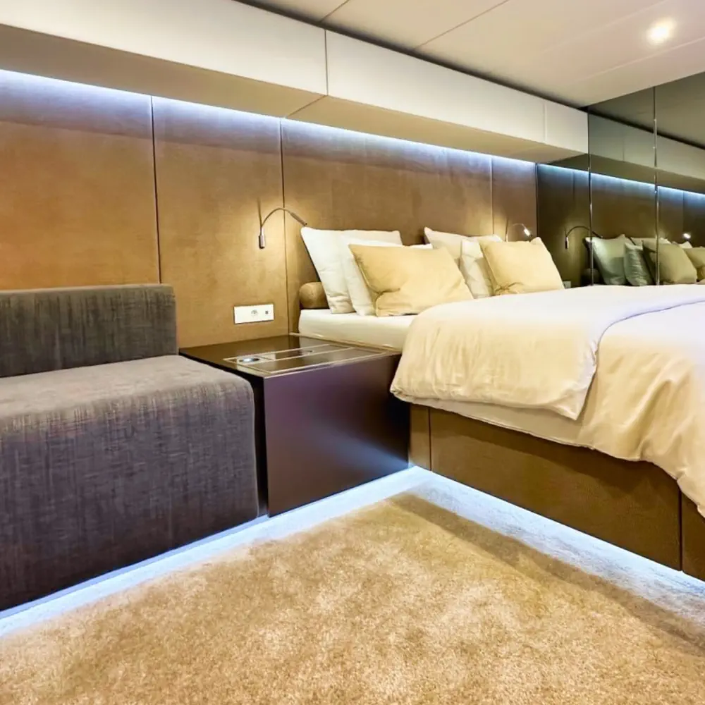 HONEYBIRD  9