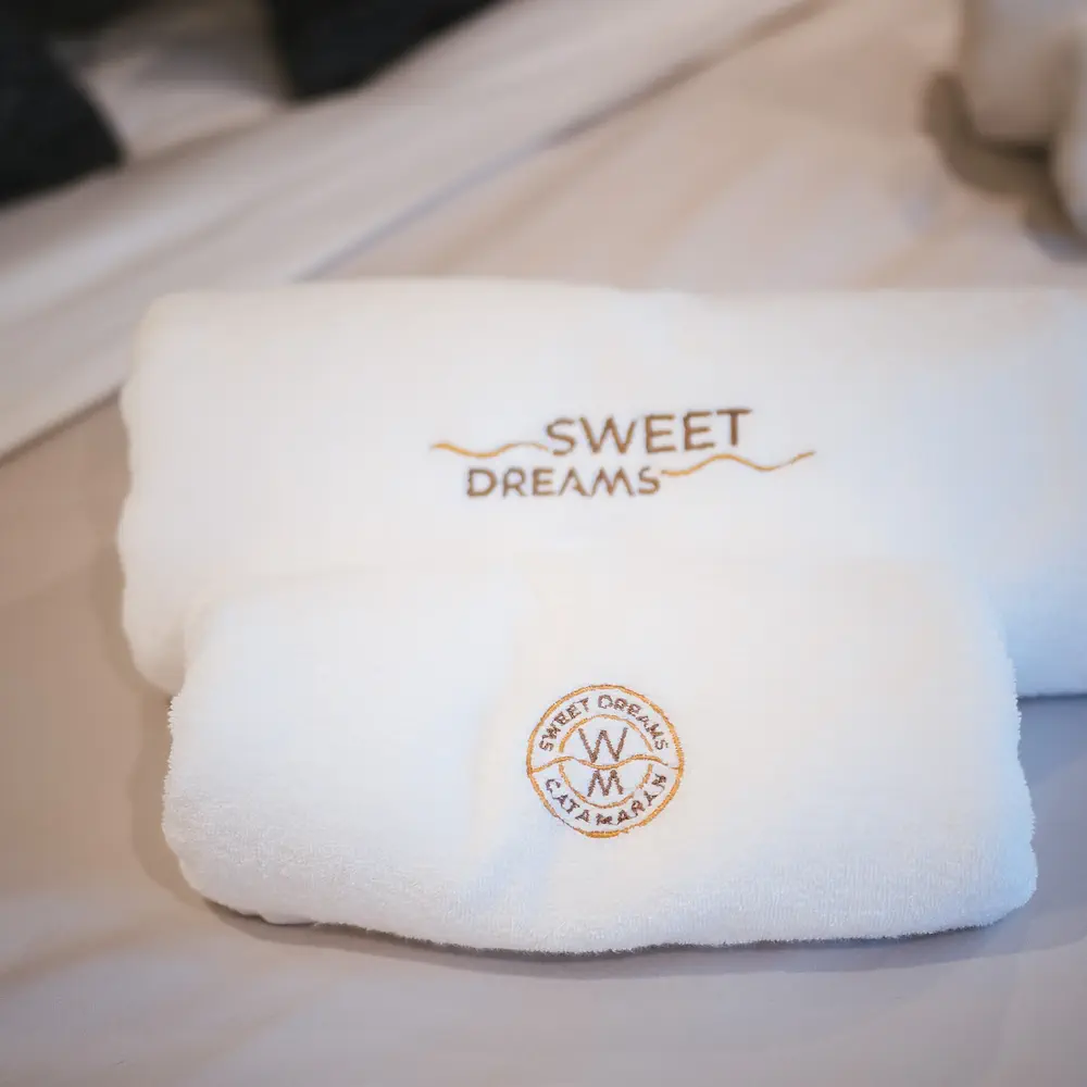 SWEET DREAMS 24
