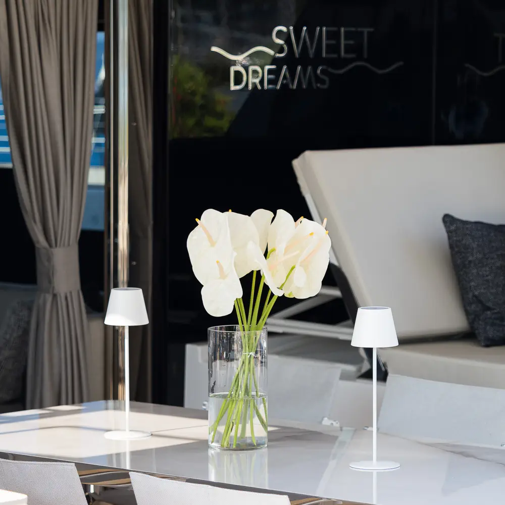 SWEET DREAMS 58